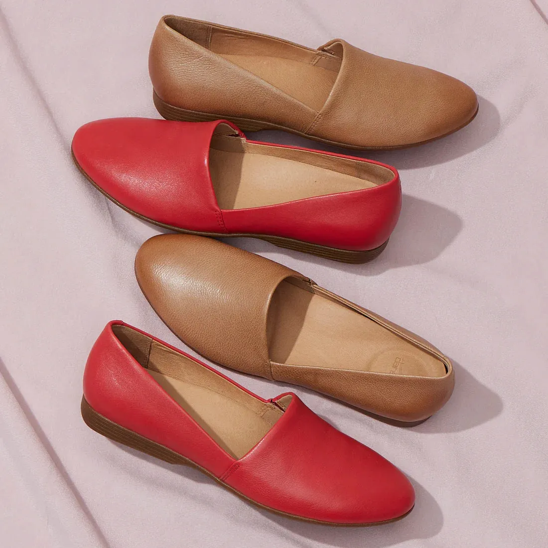 Larisa Modern Smoking Loafer in Poppy